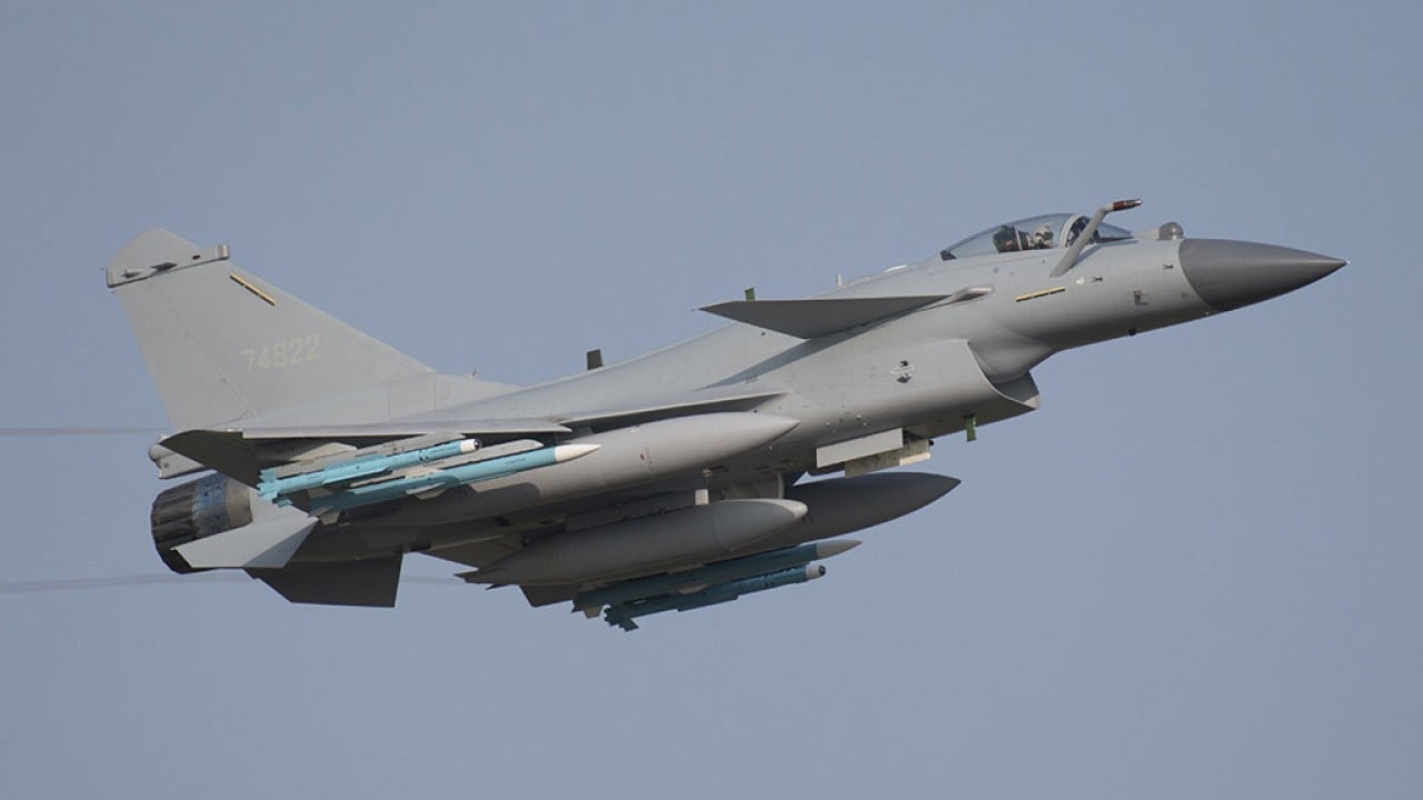 Foto - F-35'in ipini çekecek uçak! J-10C keklik gibi avladı