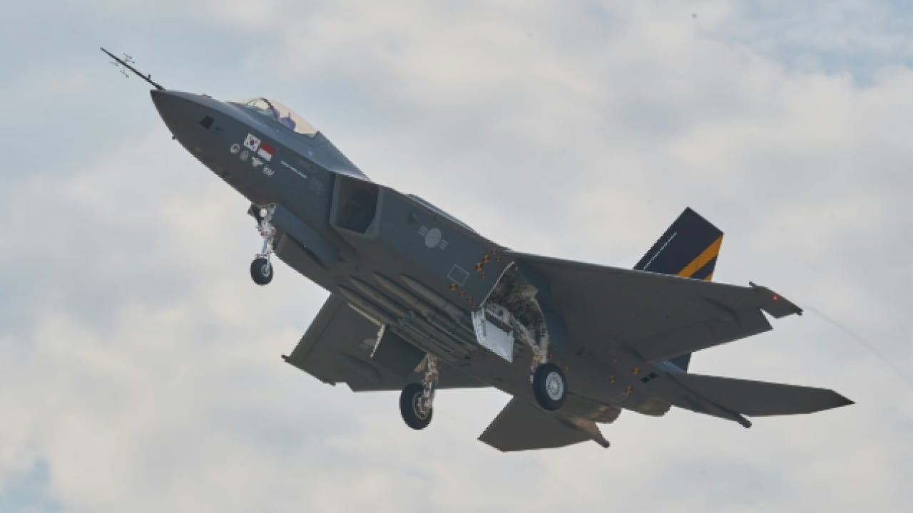 Foto - F-4 ve F-5'lerin devri kapandı: Güney Kore’nin gökyüzündeki yeni gururu: KF-21 uçuş testlerini tamamladı!