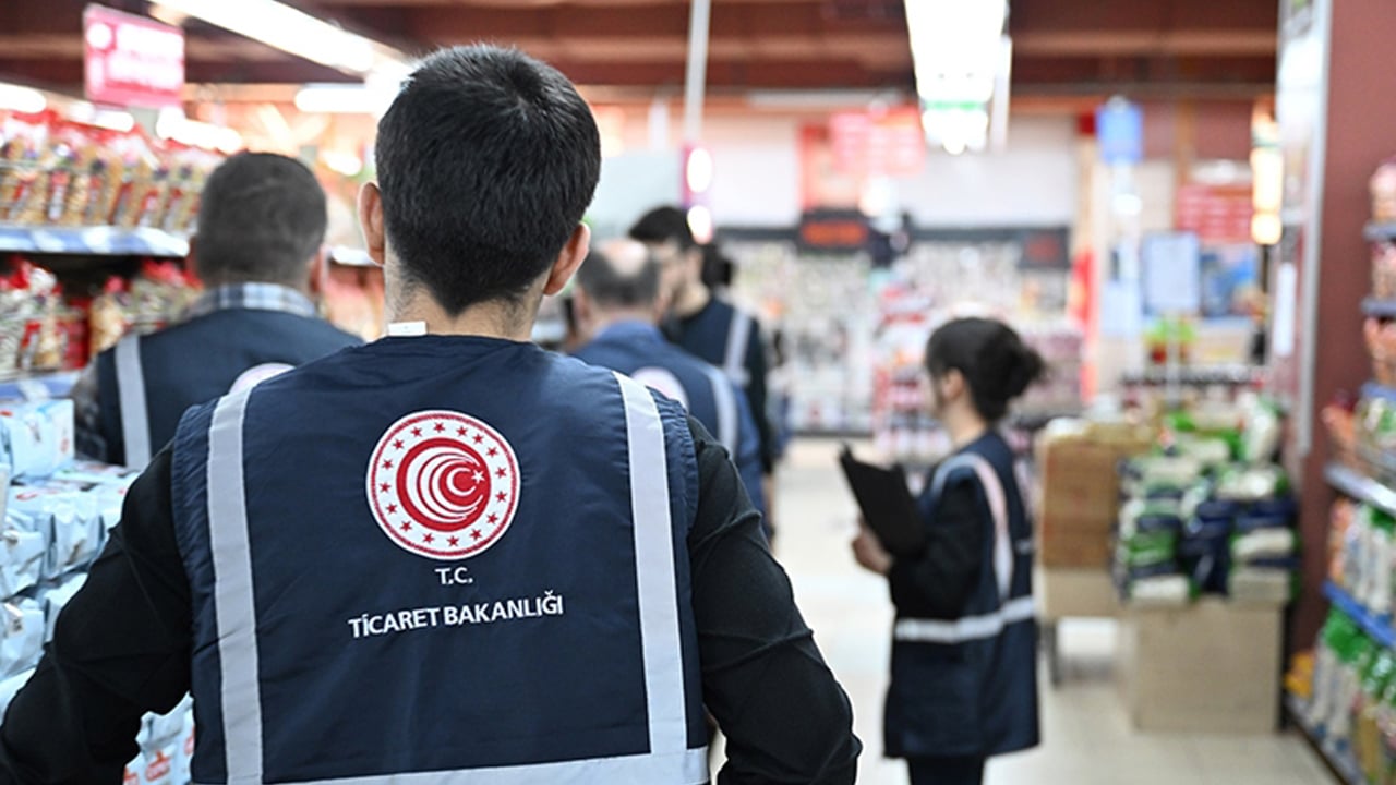 Foto - Fahiş fiyat ve stokçuların peşine düşüldü! Milyarlarca lira ceza uygulandı! Tüketici rahatlayacak