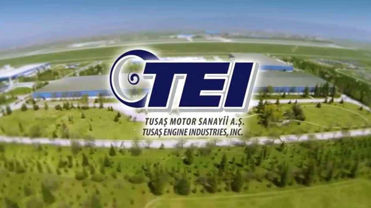 Foto - Faruk Akşit 'üç gün gecikmeyle başardık' diyerek Türkiye'ye ilan etti