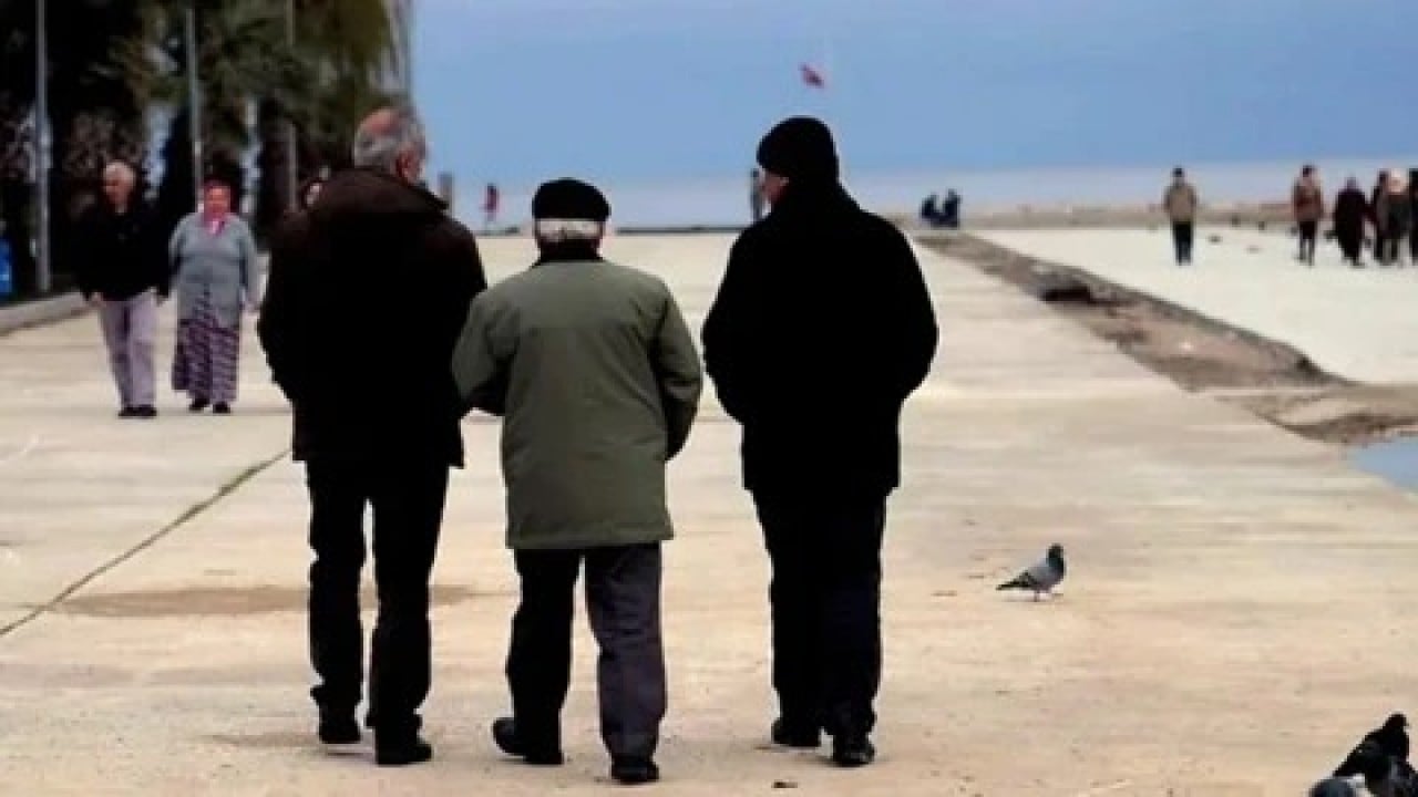 Foto - Faruk Erdem açıkladı! İşte emekli ve 65 yaş üstünün ücretsiz yararlanabileceği haklar