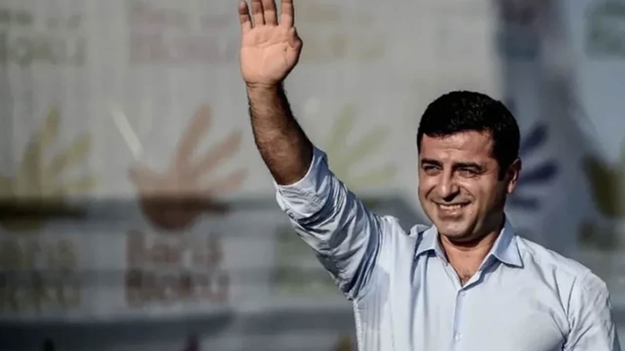 Foto - Son anket sonuçları açıklandı! Fark giderek açılıyor