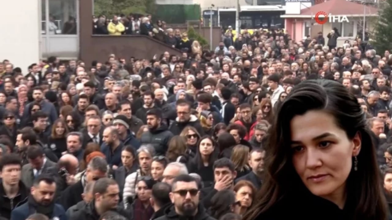Foto - Fatma Nur hocaya hüzünlü veda! Okul bahçesinde gözyaşları sel oldu