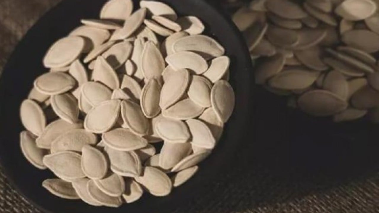 Foto - Faydası şaşırtıyor! Uyumadan önce kabak çekirdeği yerseniz...