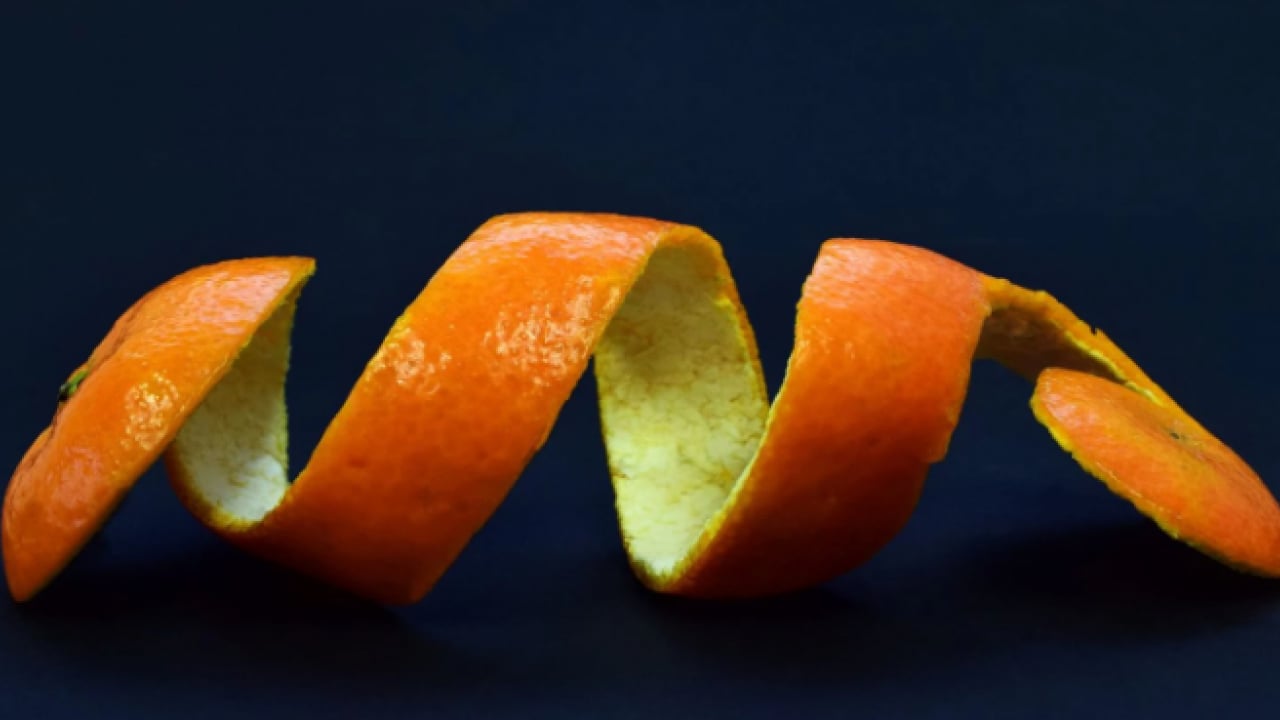 Foto - Faydasını öğrenen deniyor! Kalorifer peteklerinin üzerine bırakılan mandalina kabuğu ne işe yarar?