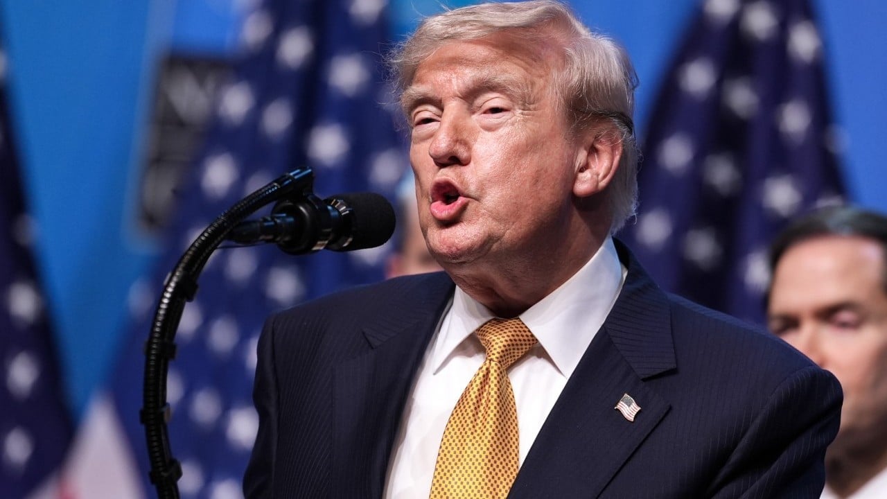 Foto - Fazla yüz verirsen böyle rezil olursun! Siyonist bakan Trump’a posta koydu