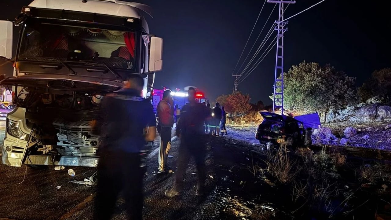 Foto - Feci kaza aileyi yok etti! Mardin'de can pazarı: Ölü sayısı yükseldi