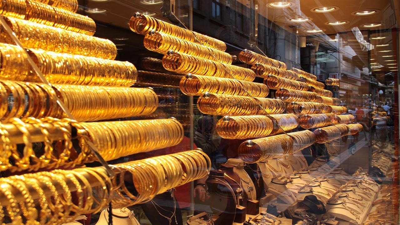 Foto - FED sinyali piyasayı hareketlendirdi! Altın fiyatları rekor seviyelere yaklaşıyor!