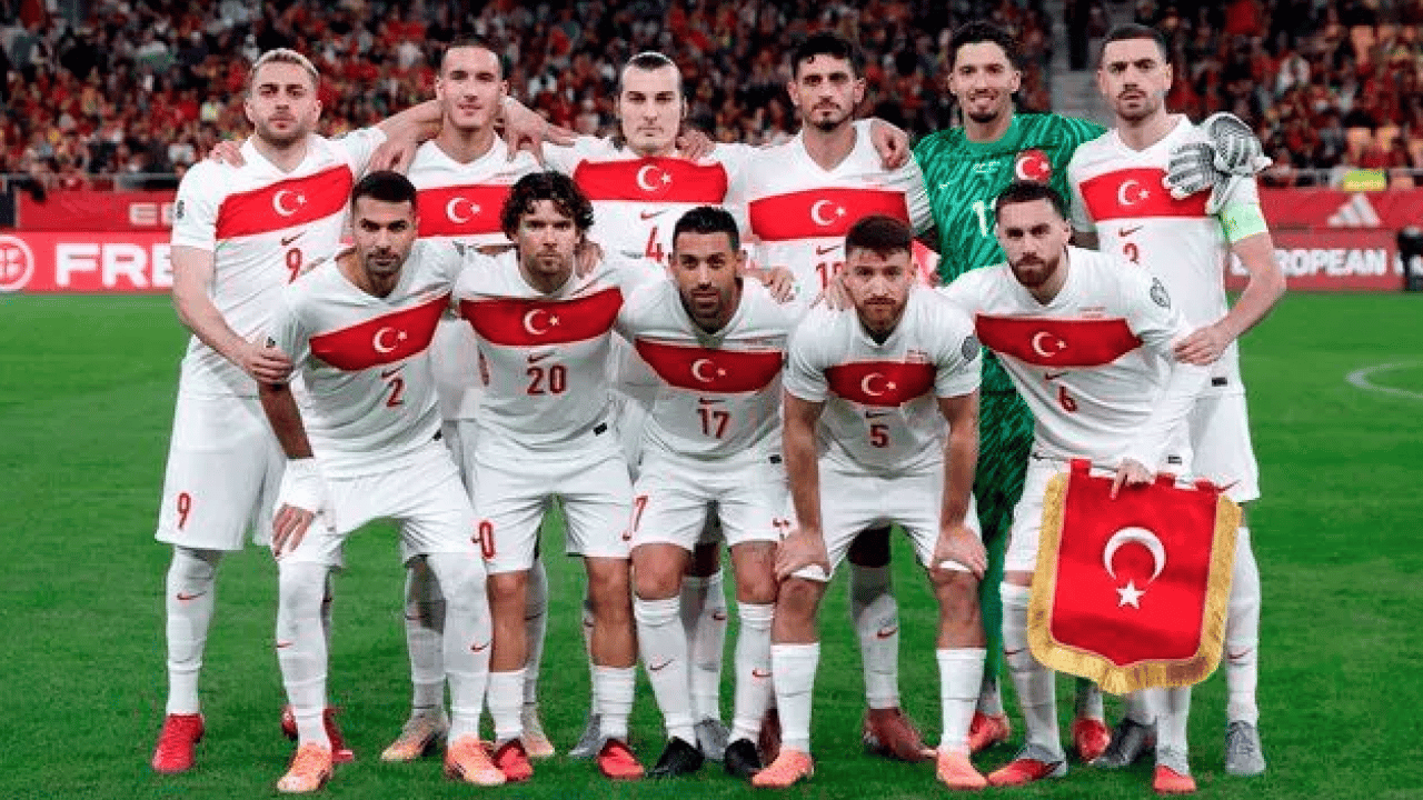 Foto - Fena tutuştular sanki: Galatasaray efsanesi Hagi'den Romanya'ya Türkiye uyarısı