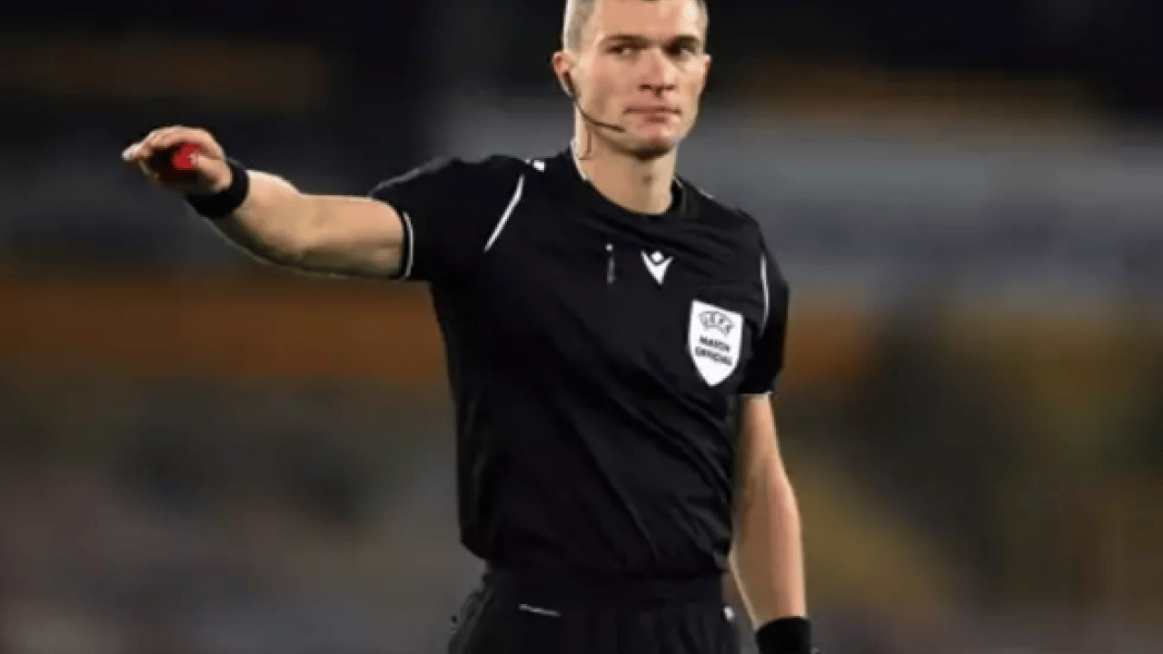 Foto - Fenerbahçe-Brann maçının hakemi belli oldu: Taraftarlar isyan etti!