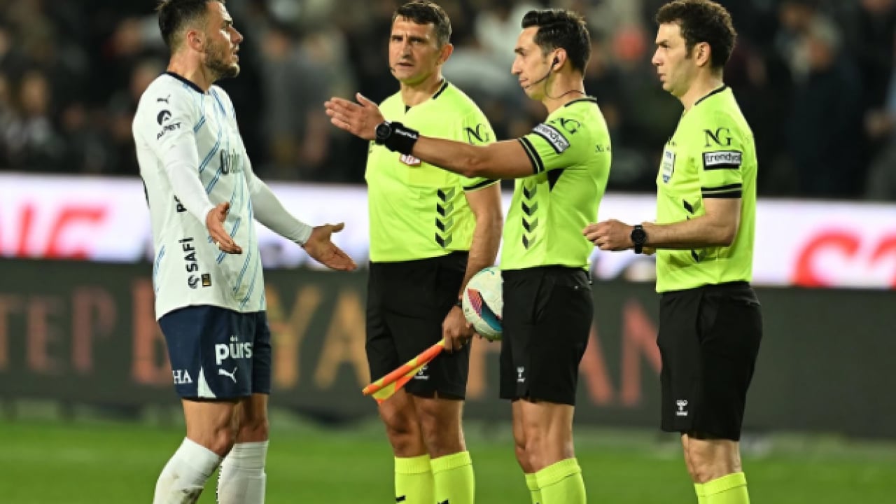 Foto - Fenerbahçe eski yıldızının peşinde