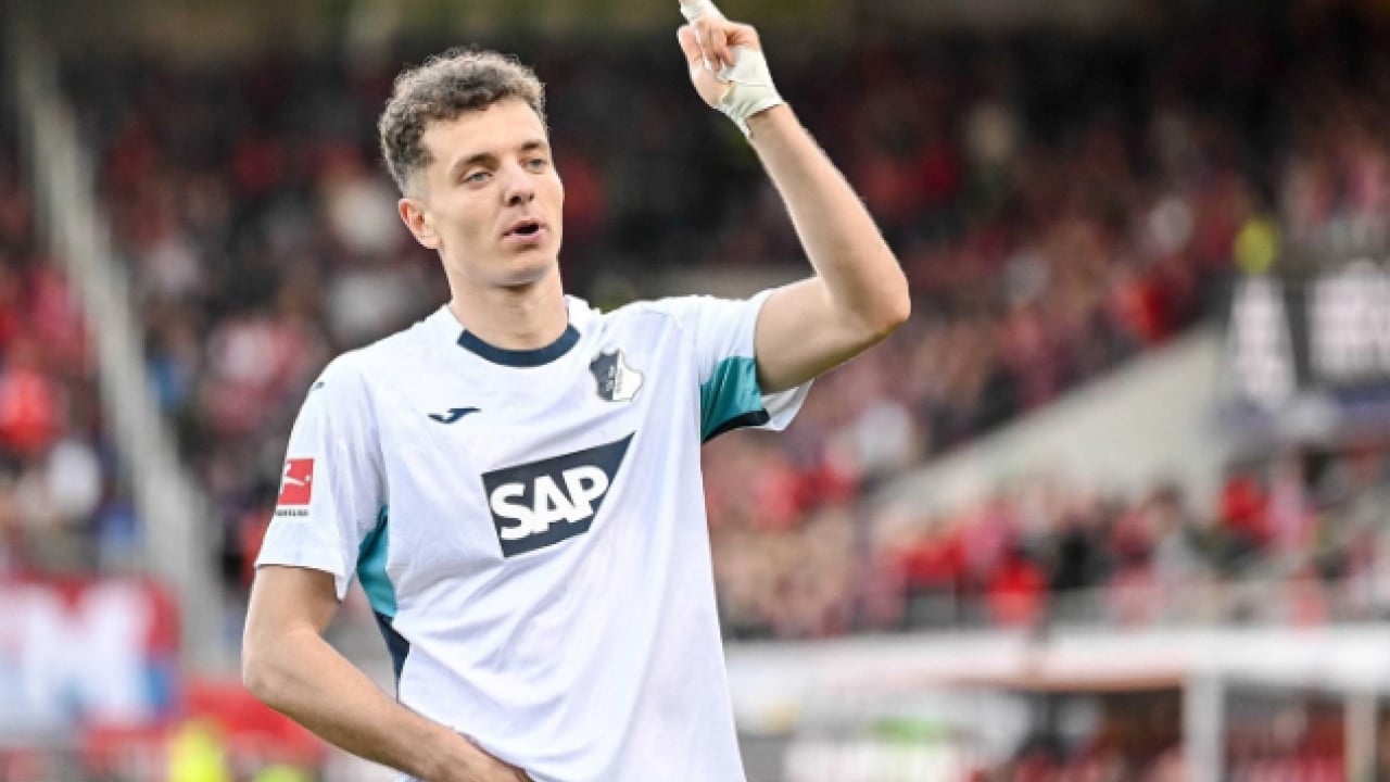 Foto - Fenerbahçe Kosovalı golcünün peşinde