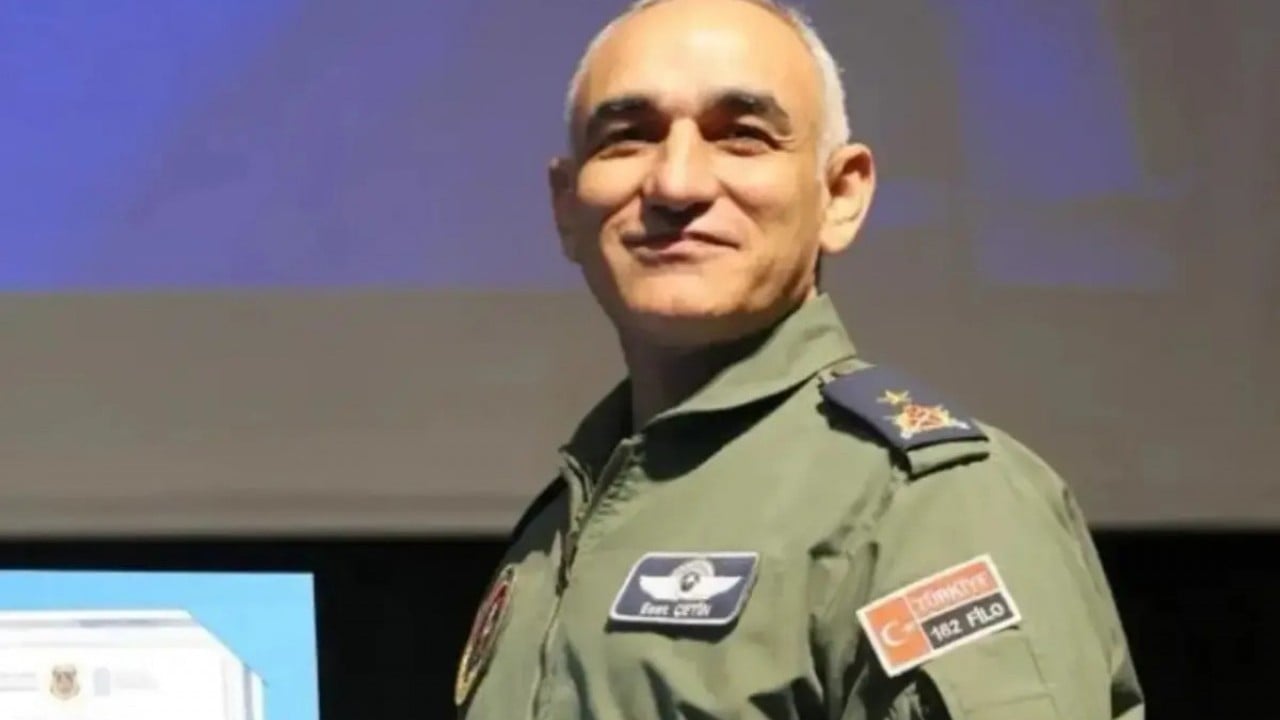 Foto - Fenerbahçe maçında F-16 ve Sikorsky havalandırılmıştı: Tümgeneral görevden alındı