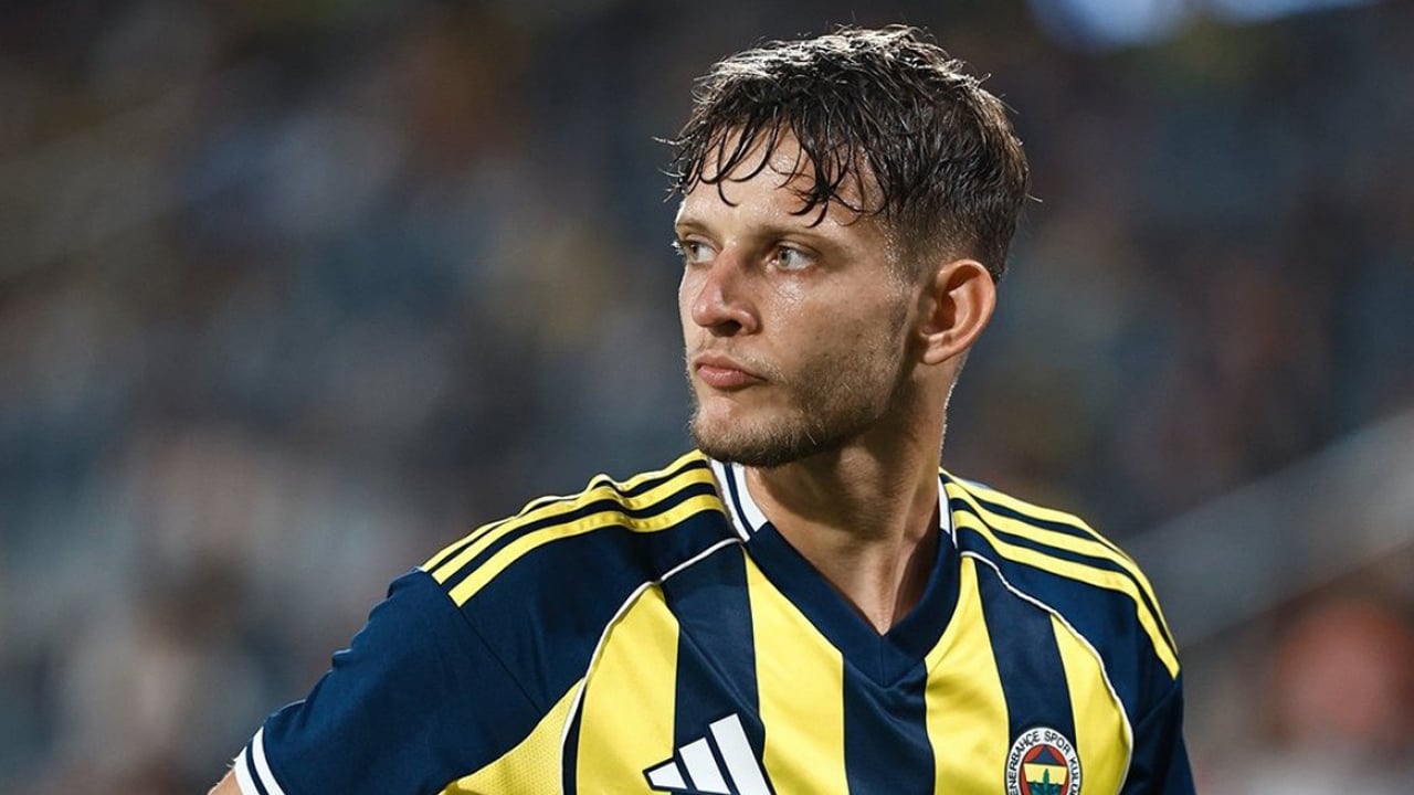 Foto - Fenerbahçe resmen duyurdu! Szymanski, Rennes'e transfer oldu