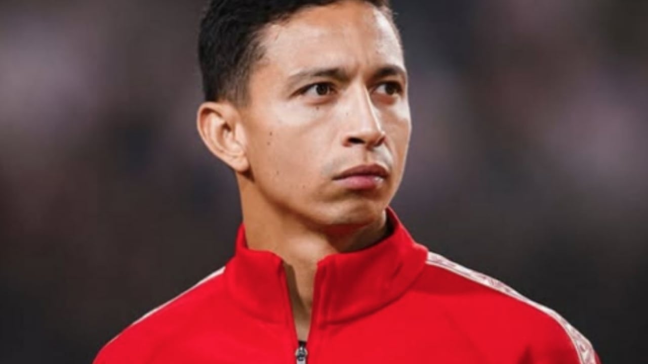 Foto - Fenerbahçe sol bek transferinde sessizliğini süper starla bozacak!