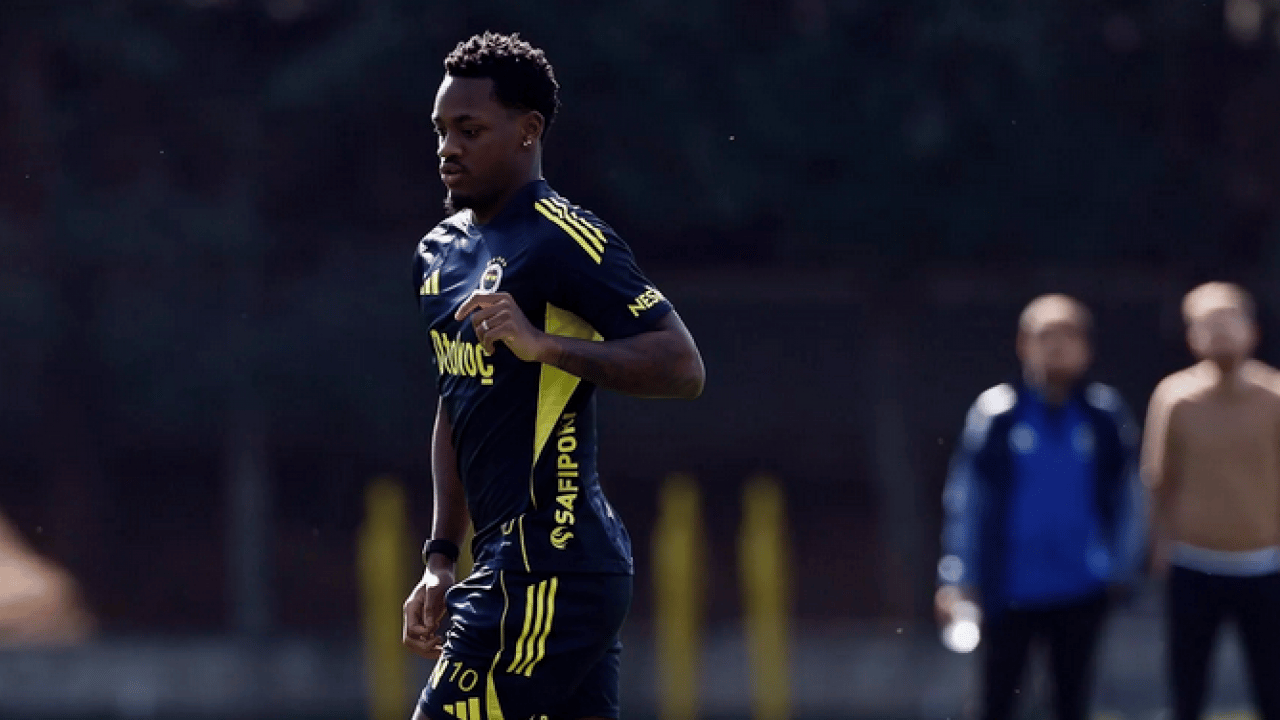 Foto - Fenerbahçe son gelişmeyi duyurdu! O isim nihayet başladı: Büyük skandal olacaktı yoksa…