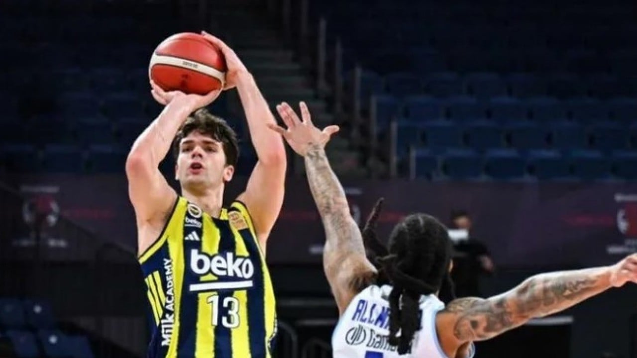 Fenerbahçe taraftarını kahreden haber! Formayla bütünleşen o isimle yollar ayrıldı
