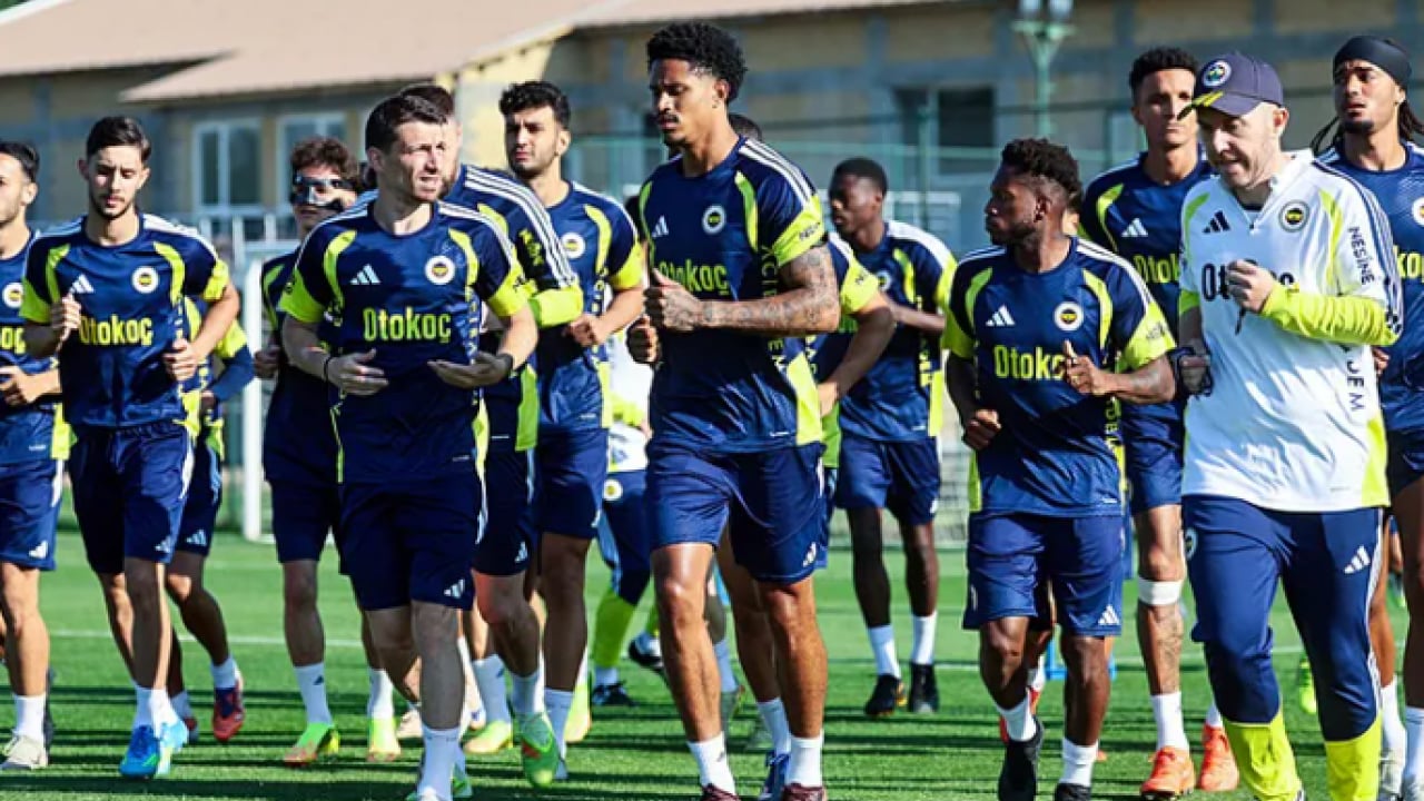 Foto - Fenerbahçe transferde vites yükseltti! 2 yıldız golcü gündemde