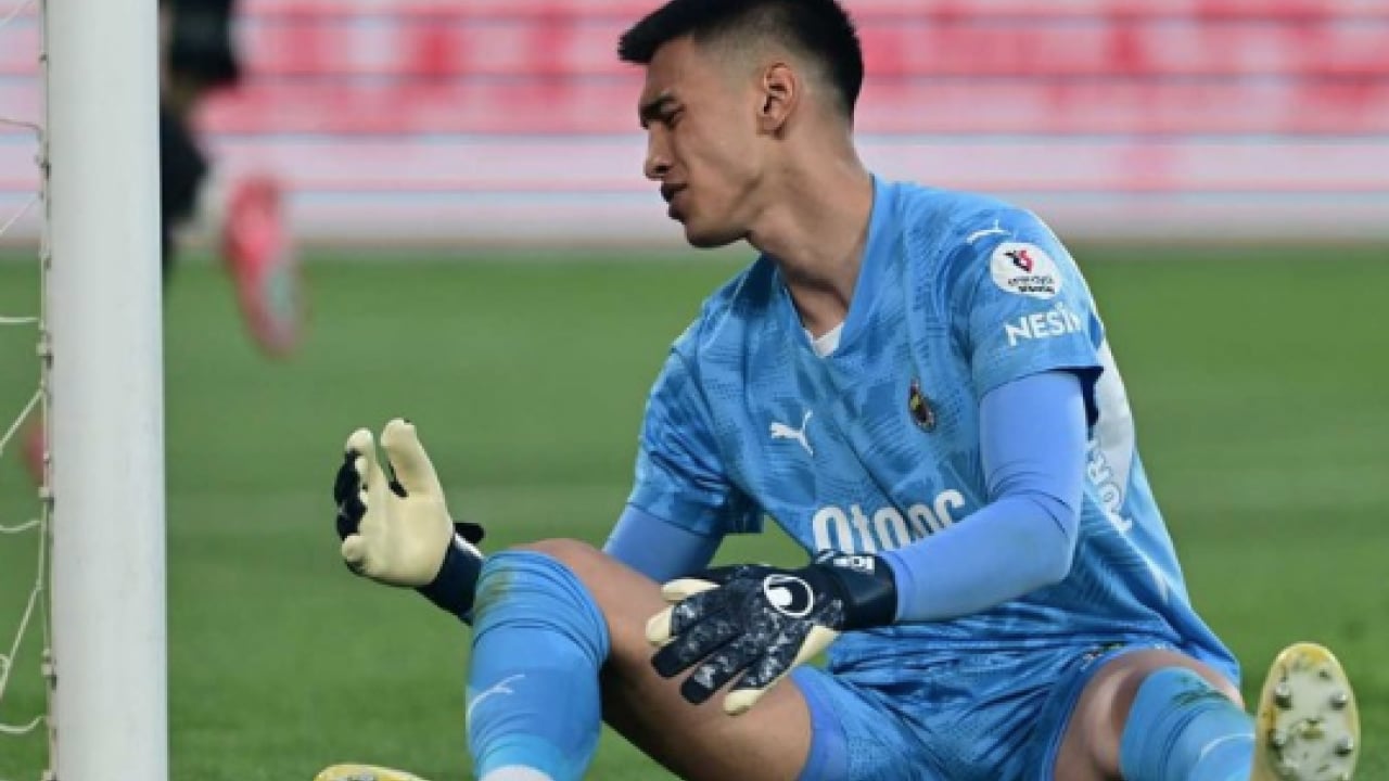 Fenerbahçe'de 8 futbolcu birden gönderilecek! Yepyeni bir takım ortaya çıkarılacak! Karar verildi