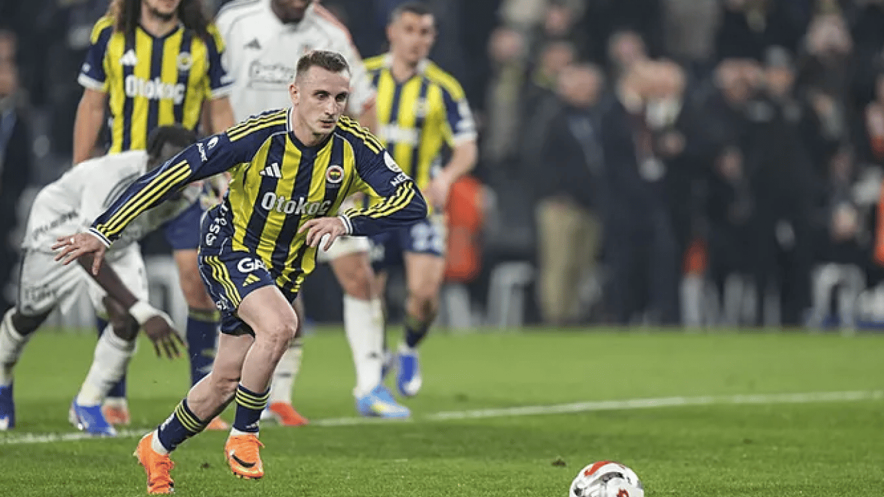 Foto - Fenerbahçe’de derbi sonrası ortalık karıştı! Yıldız isim Kayseri deplasmanında yedek kalacak