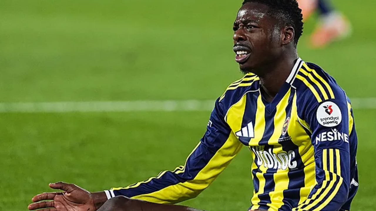 Foto - Fenerbahçe’de derbi sonrası ortalık karıştı! Yıldız isim Kayseri deplasmanında yedek kalacak