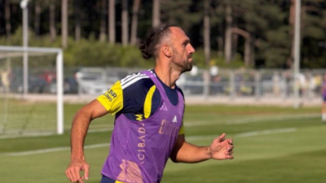 Fenerbahçe’de kabus devam ediyor! Fenerbahçe'de Vedat Muriqi şoku