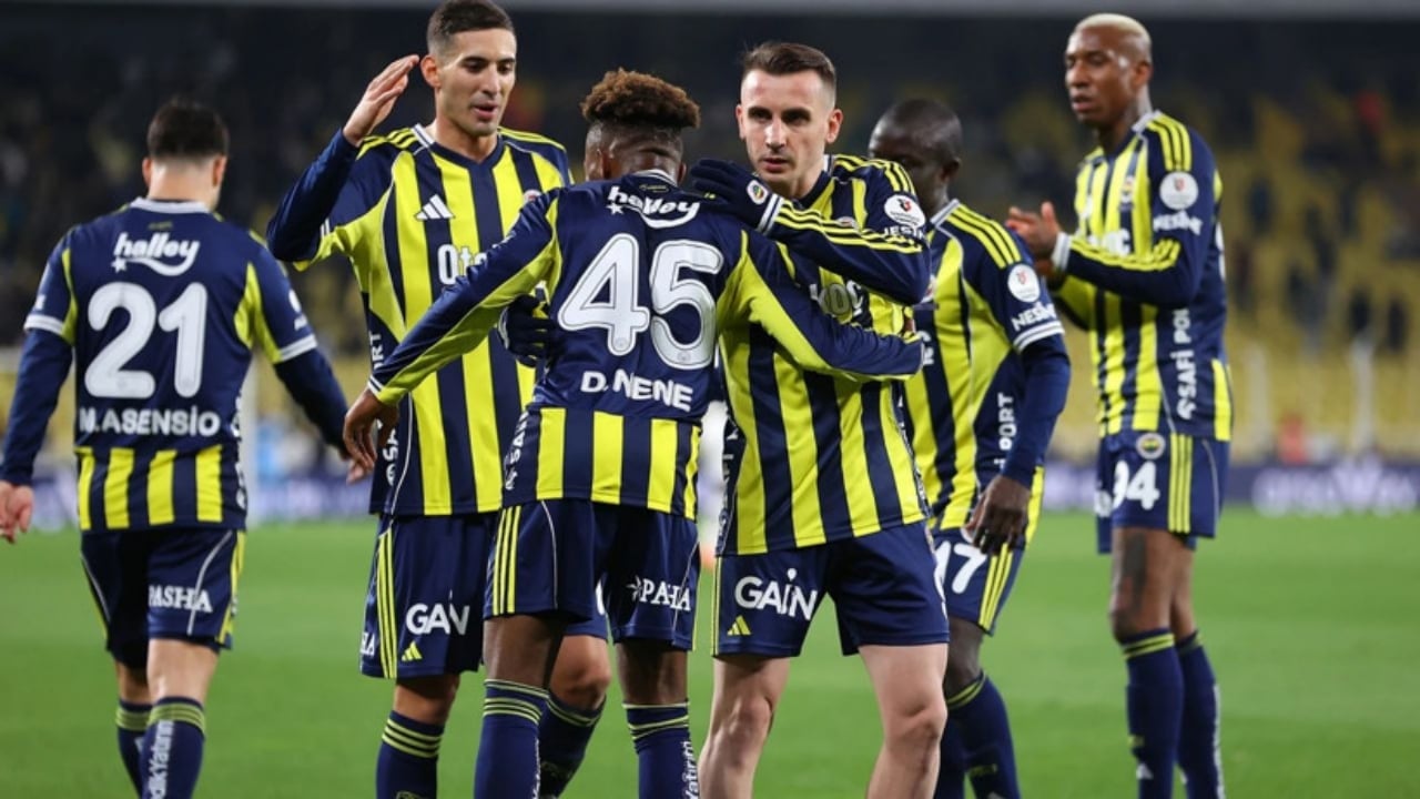 Foto - Fenerbahçe’de Kerem Aktürkoğlu krizi: İdmana sakın getirmeyin, tekme tokat döveceğim