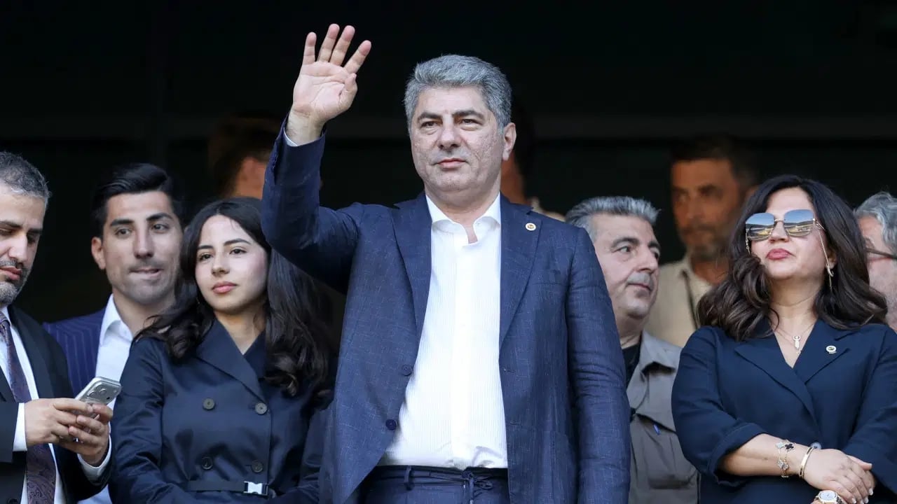 Foto - Fenerbahçe’de seçimi kaybeden Hakan Safi, yaptığı hareketle milyonlarca taraftarı çıldırttı! Tepkiler çığ gibi