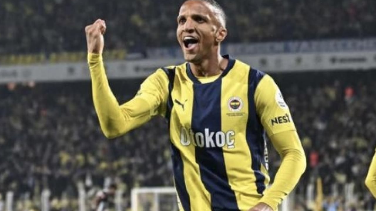 Foto - Fenerbahçe'den beklenmedik hamle! Olmayınca olmuyor işte.. Sezon sonu gidiyor!