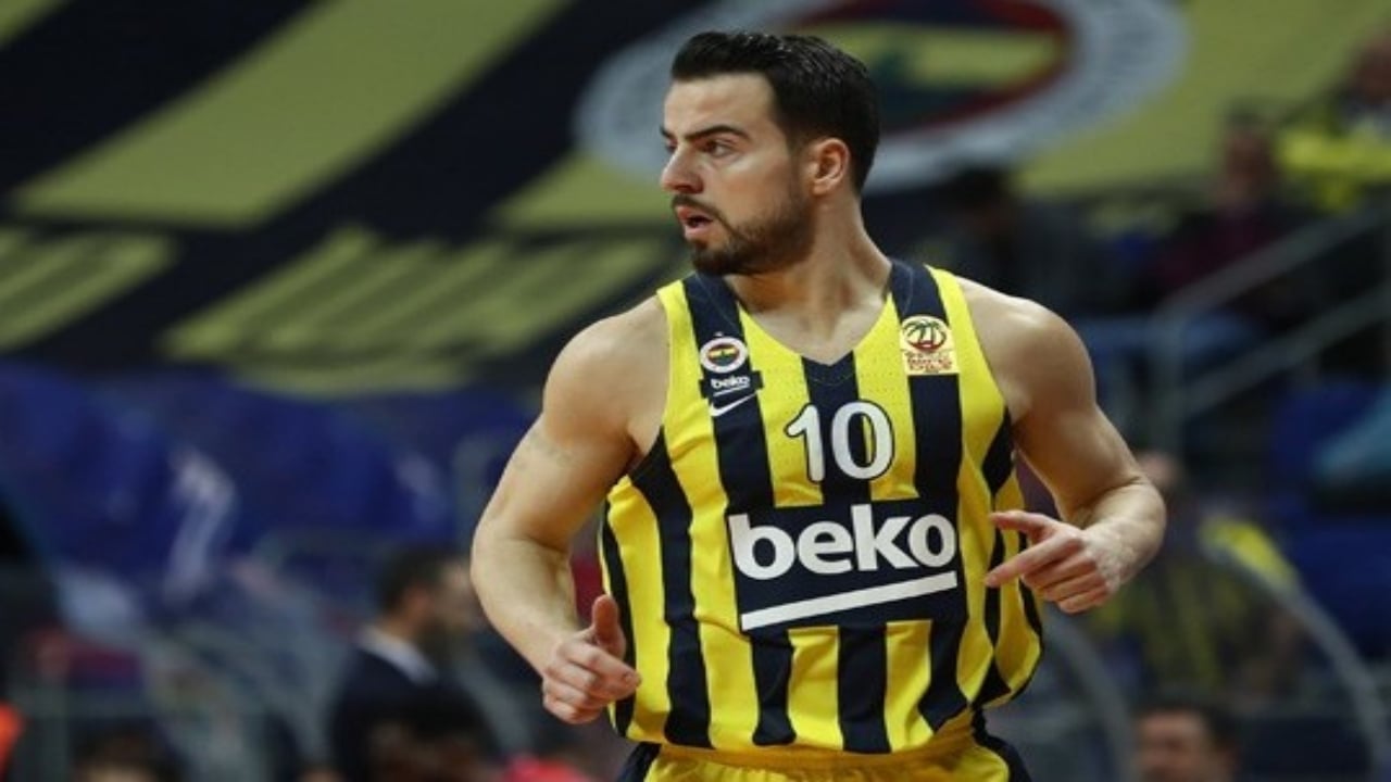 Foto - Fenerbahçeli basketbolcu Melih Mahmutoğlu’ndan "alkol" rezilliği! Def edin gitsin şunu takımdan