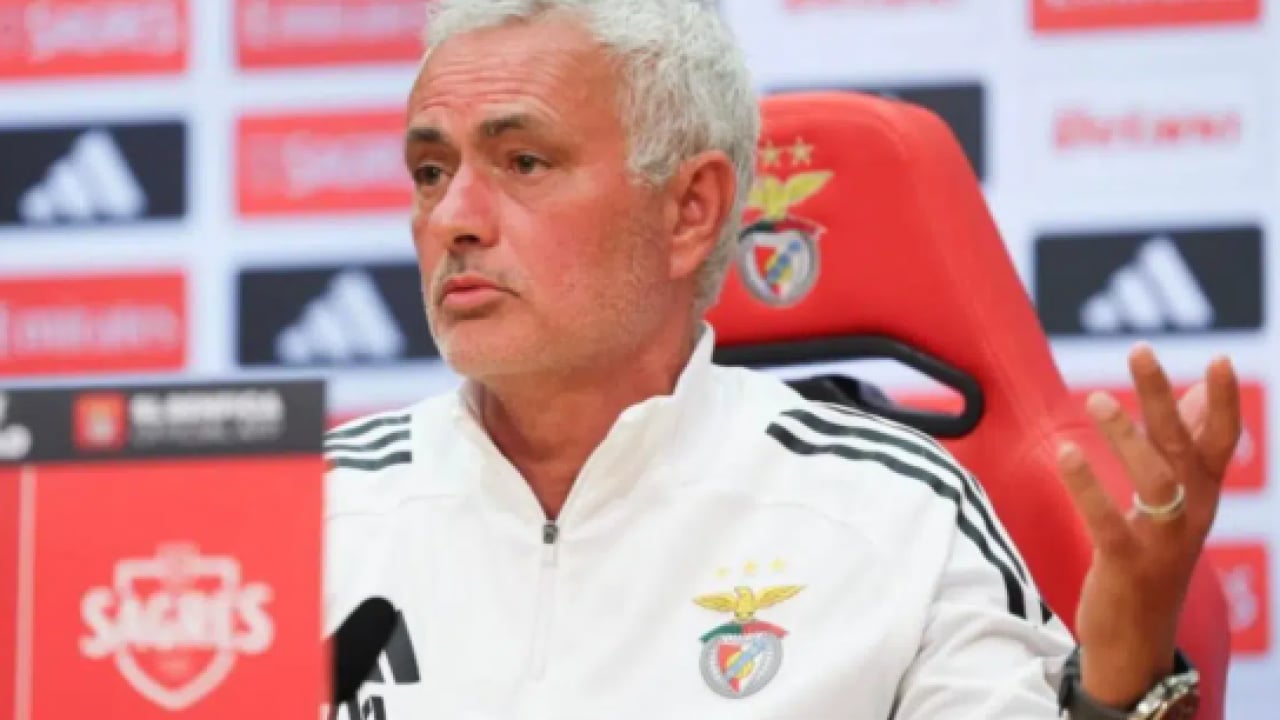 Foto - Fenerbahçe'nin rakibine sürpriz hoca! Premiere Lig tarihine geçtiler!