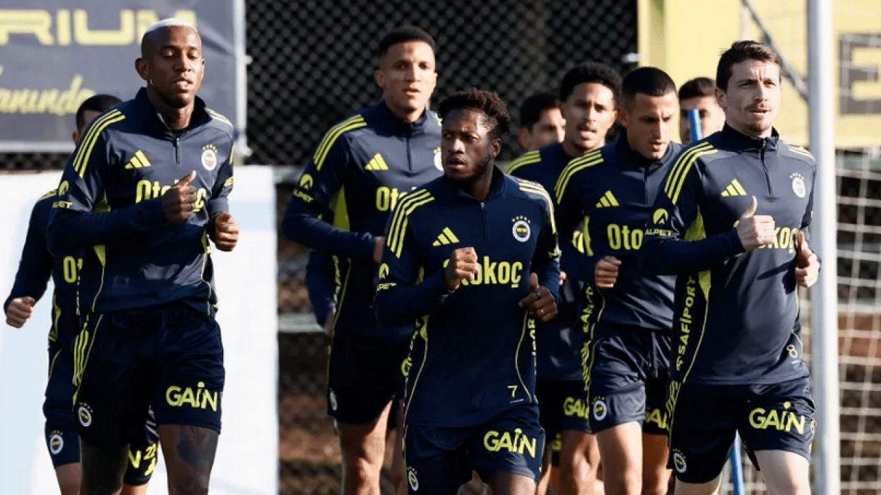 Foto - Fenerbahçe'yi Çekya'da neler bekliyor? Viktoria Plzen - Fenerbahçe maçı ne zaman, saat kaçta hangi kanalda canlı yayınlanacak?