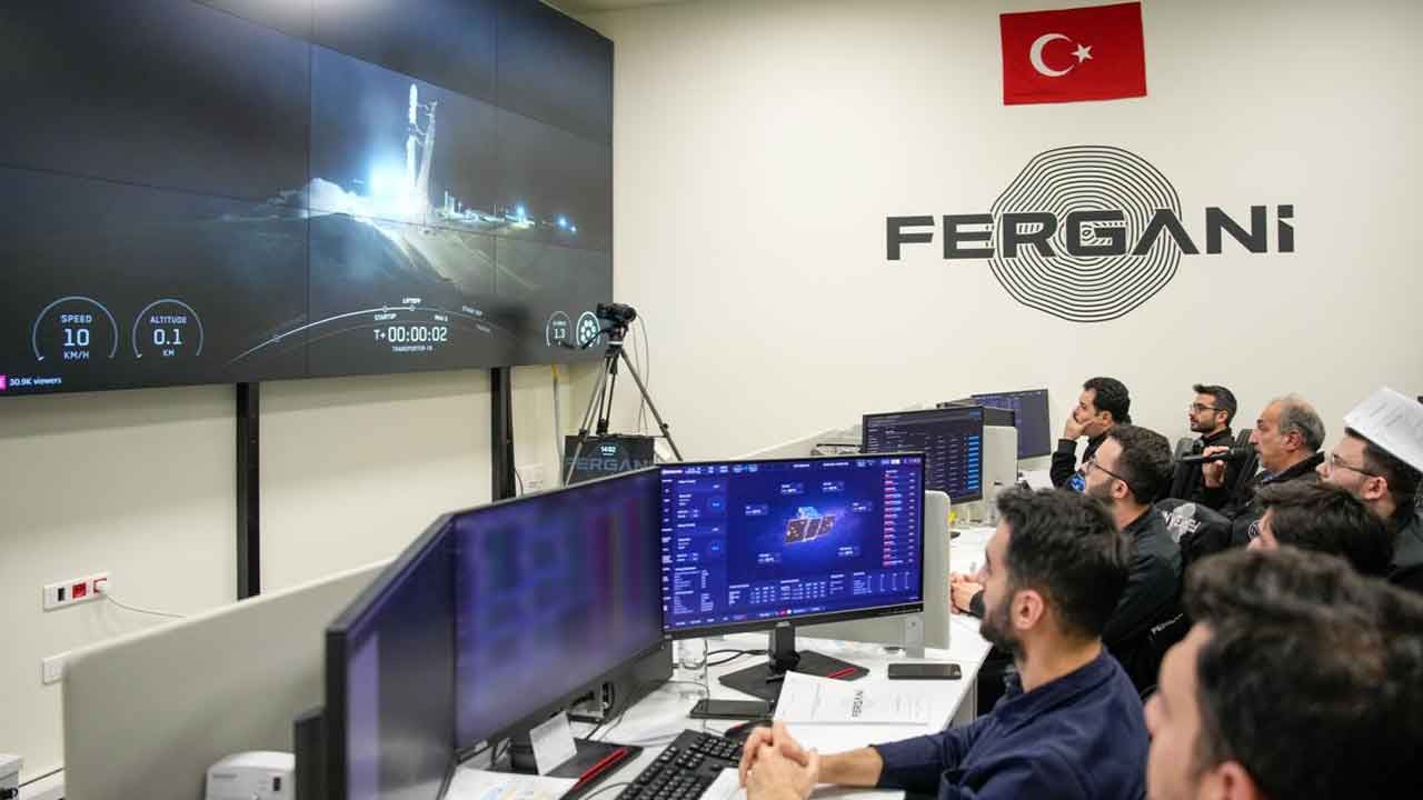 Foto - Fergani'nin beşinci uydusu uzayda!