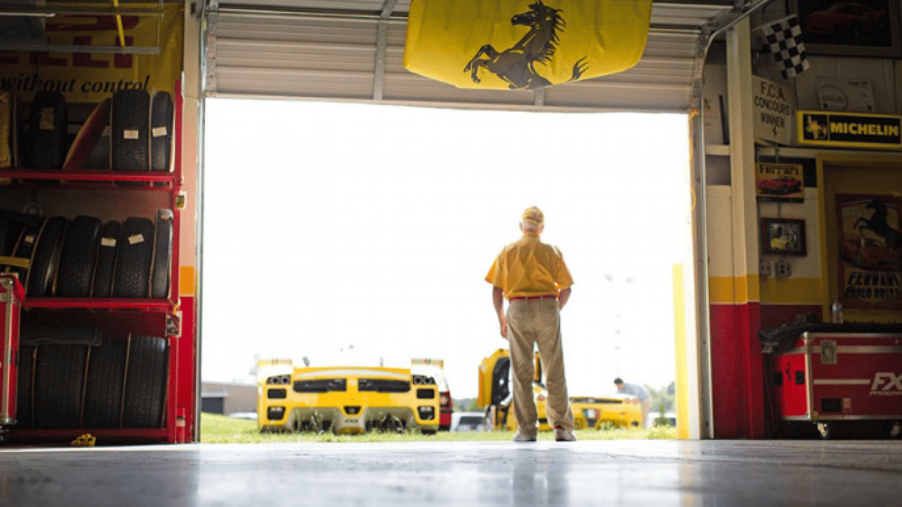 Foto - Ferrari Enzo rekor fiyata satıldı! Rakamı dudak uçuklattı!