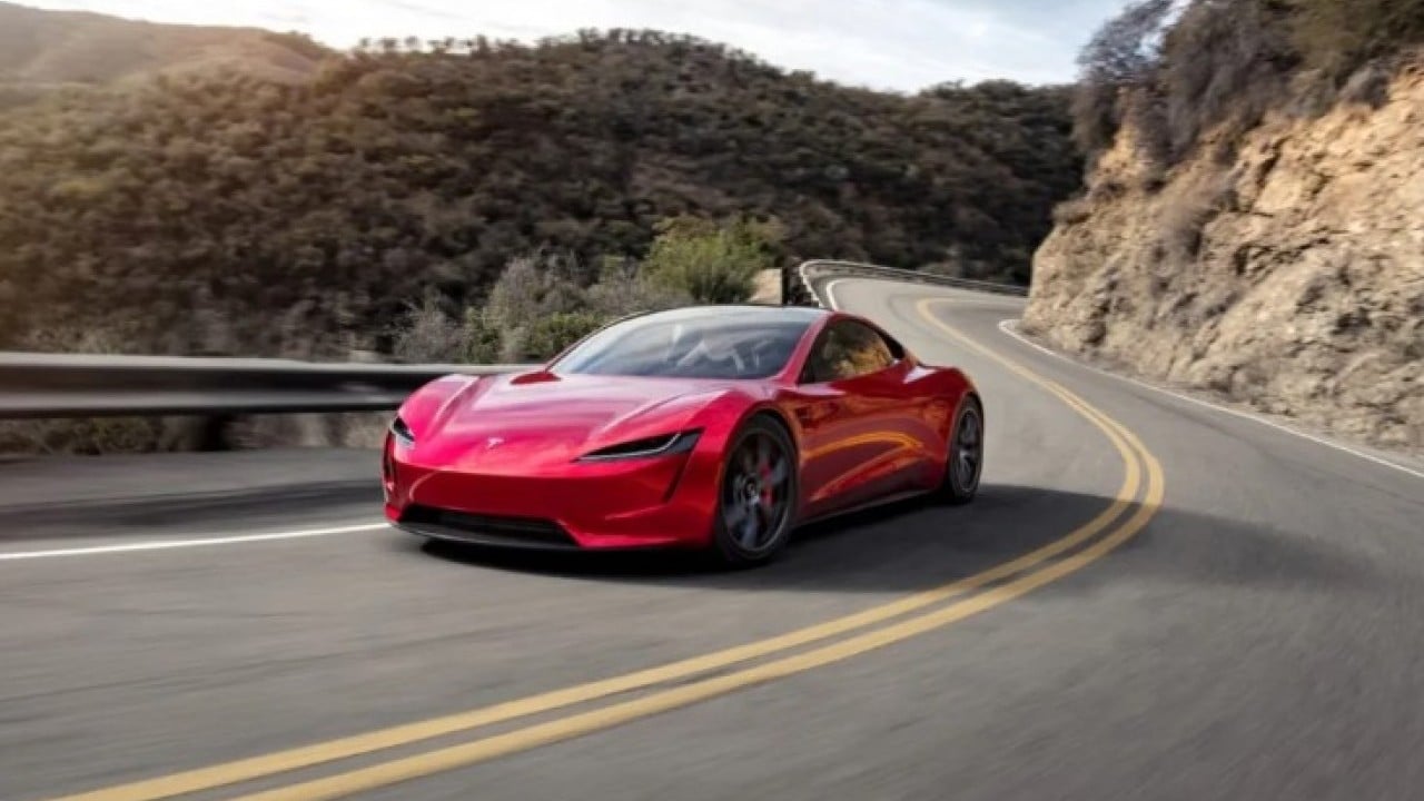 Foto - Tesla'nın süper otomobili görücüye çıkıyor! Ferrari yanında kağnı gibi kalır! 