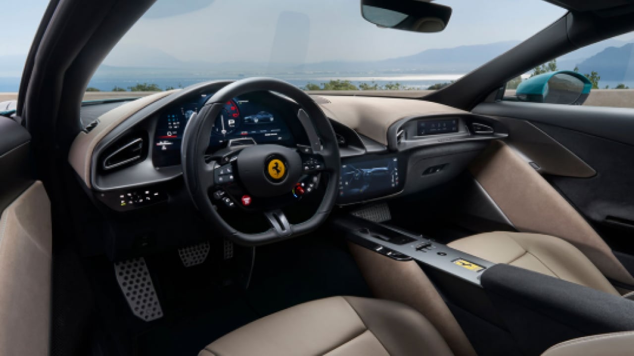 Foto - Ferrari'nin yeni modeli Türkiye'de satışa çıktı! İşte fiyatı ve özellikleri!