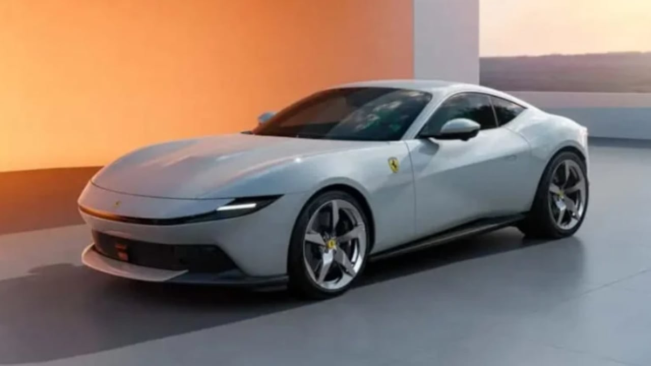 Ferrari'nin yeni modeli Türkiye'de satışa çıktı! İşte fiyatı ve özellikleri!