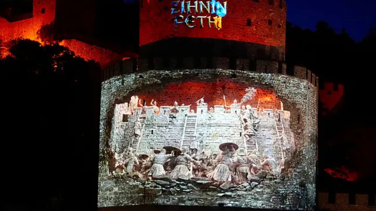 Foto - Fetih ruhu yeniden dirildi! İstanbul 573 yıl sonra yine tek yürek
