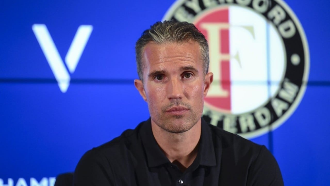 Feyenoord’dan flaş Robin van Persie kararı!