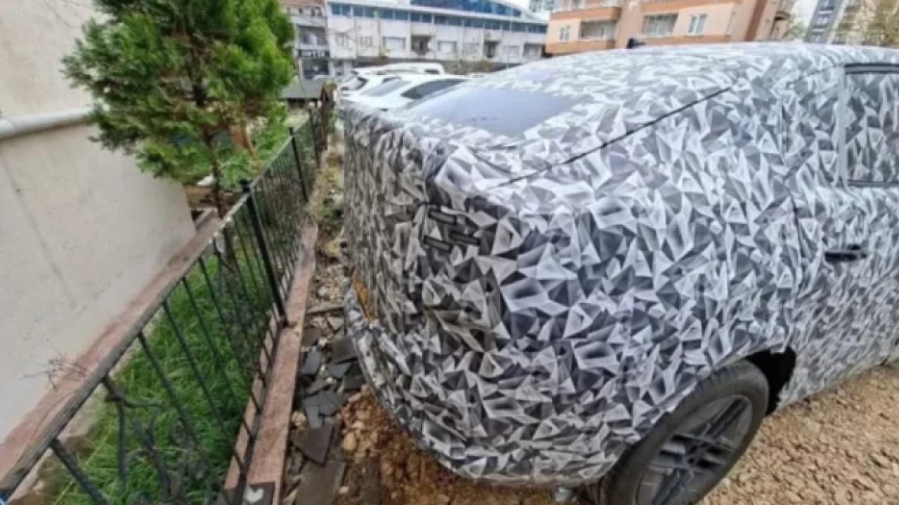 Foto - Fiat Egea son kez üretiliyor: Yerini alacak aracın görüntüleri ortaya çıktı!