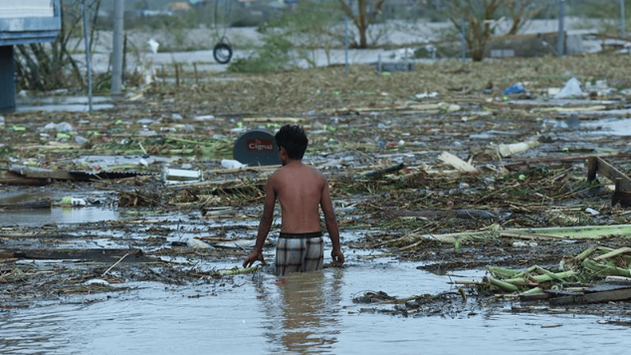Foto - Filipinler'i tayfun fena vurdu! Ölü sayısı 85’e yükseldi