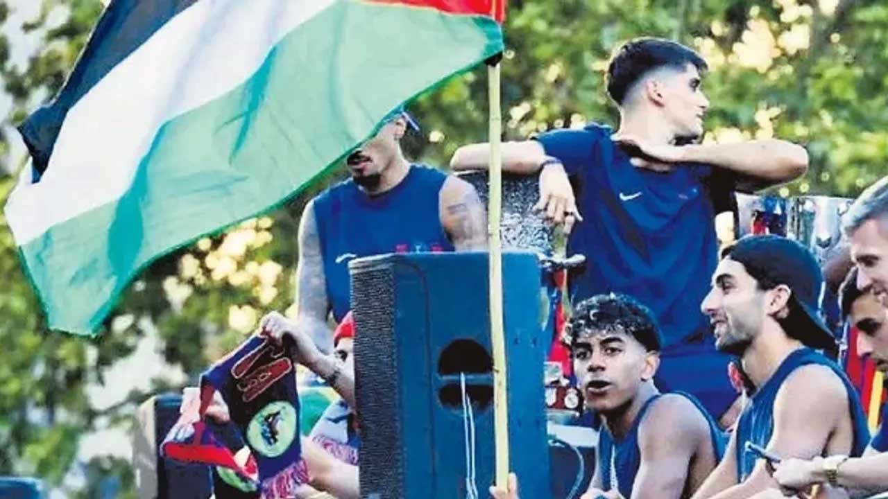 Foto - Filistin bayrağı sallayan Lamine Yamal'ı hedef aldılar! Sanchez'den tokat gibi cevap