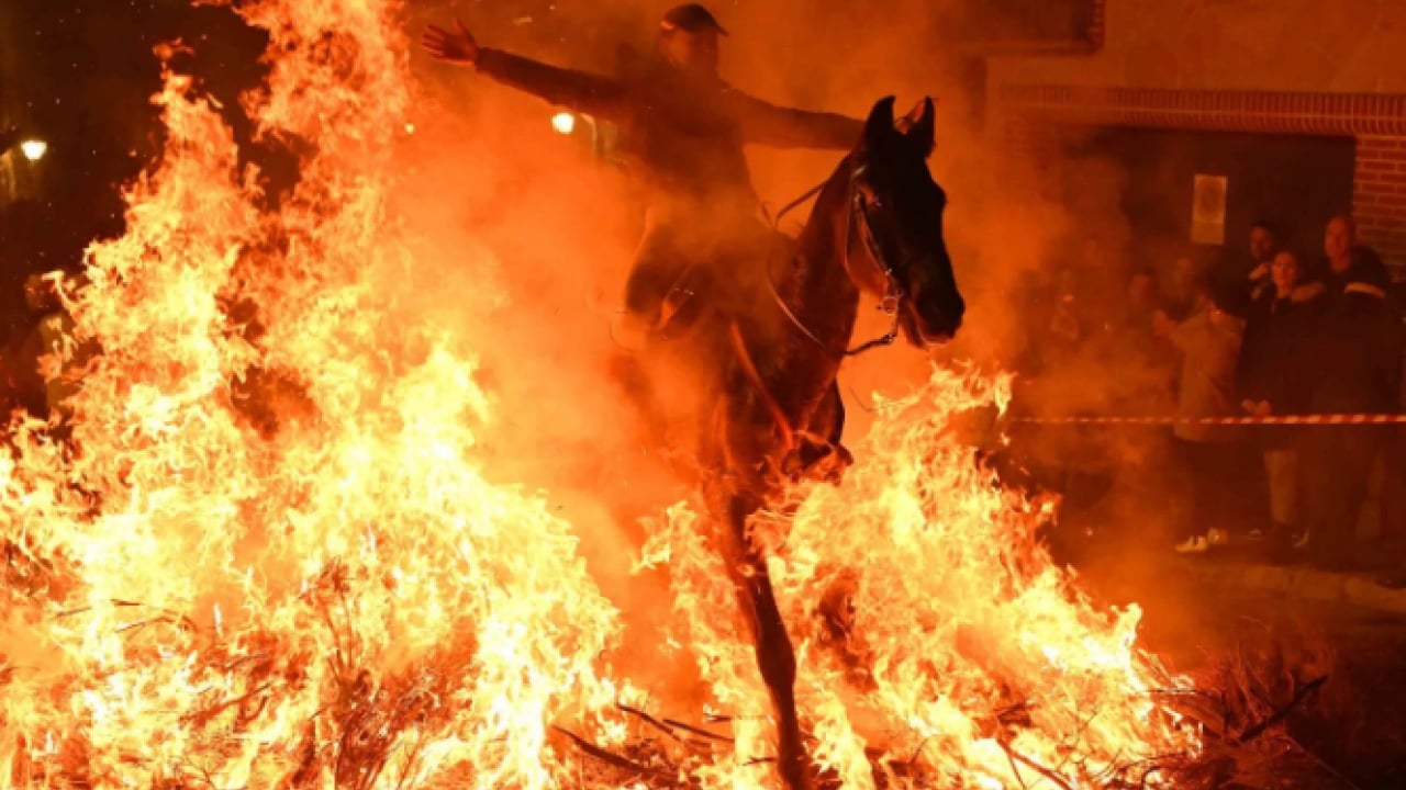 Foto - Film karesi değil gerçek! Tepki çeken gelenek tepki topladı