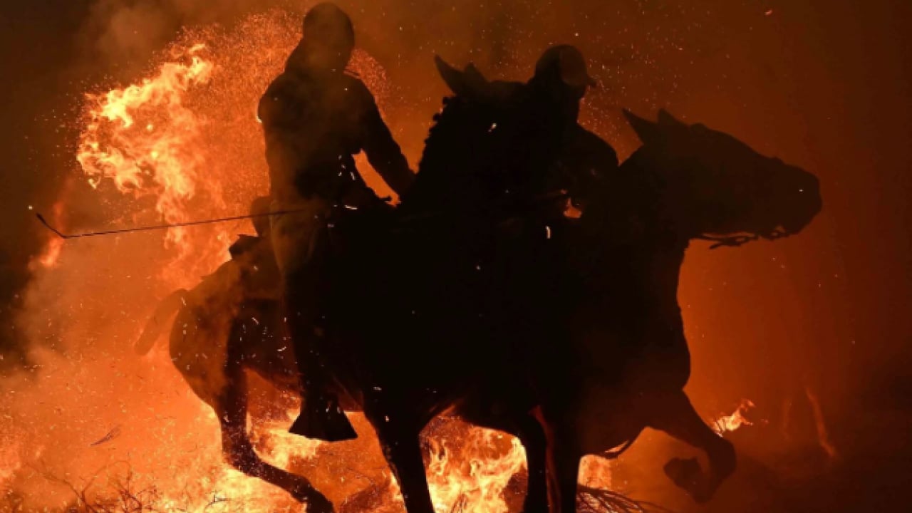 Foto - Film karesi değil gerçek! Tepki çeken gelenek tepki topladı