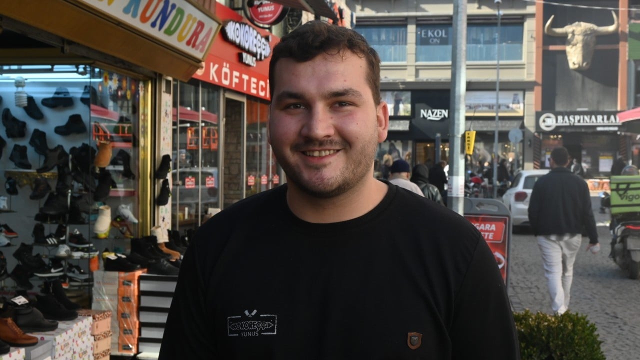 Foto - Filmdi gerçek oldu! Eşinin dükkanı karşısına turşucu açtı