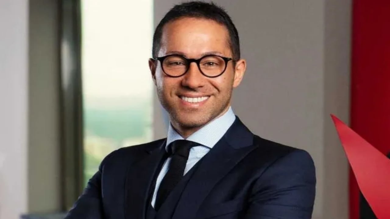 Foto - Firari işadamının barmeni tek tek ifşa etti! İşte dev yalıdaki fuhuş ve uyuşturucu partilerine katılan ünlüler