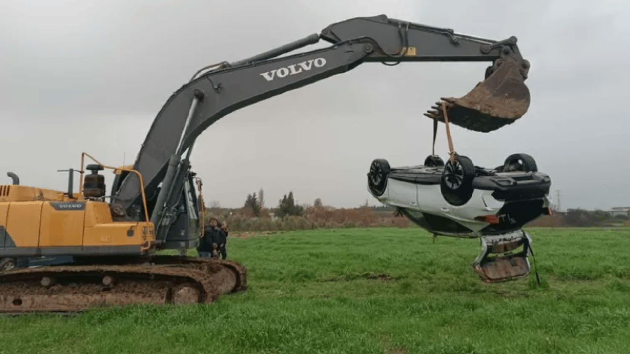 Firari sürücüden kan donduran itiraf: Biz camdan atladık, kızlar atlayamadı