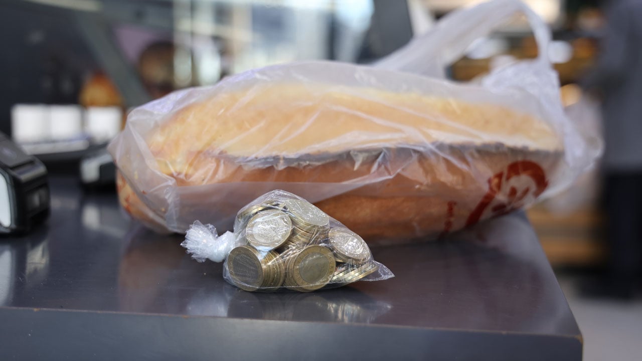 Fırından şaşırtan kampanya! Bozuk para getirene 2 ekmek bedava