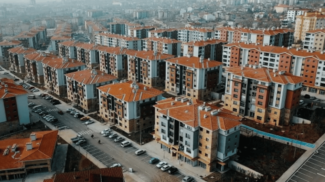 Fırsatçılar zaman kaybetmiyor: 300 bin lira buhar oldu!