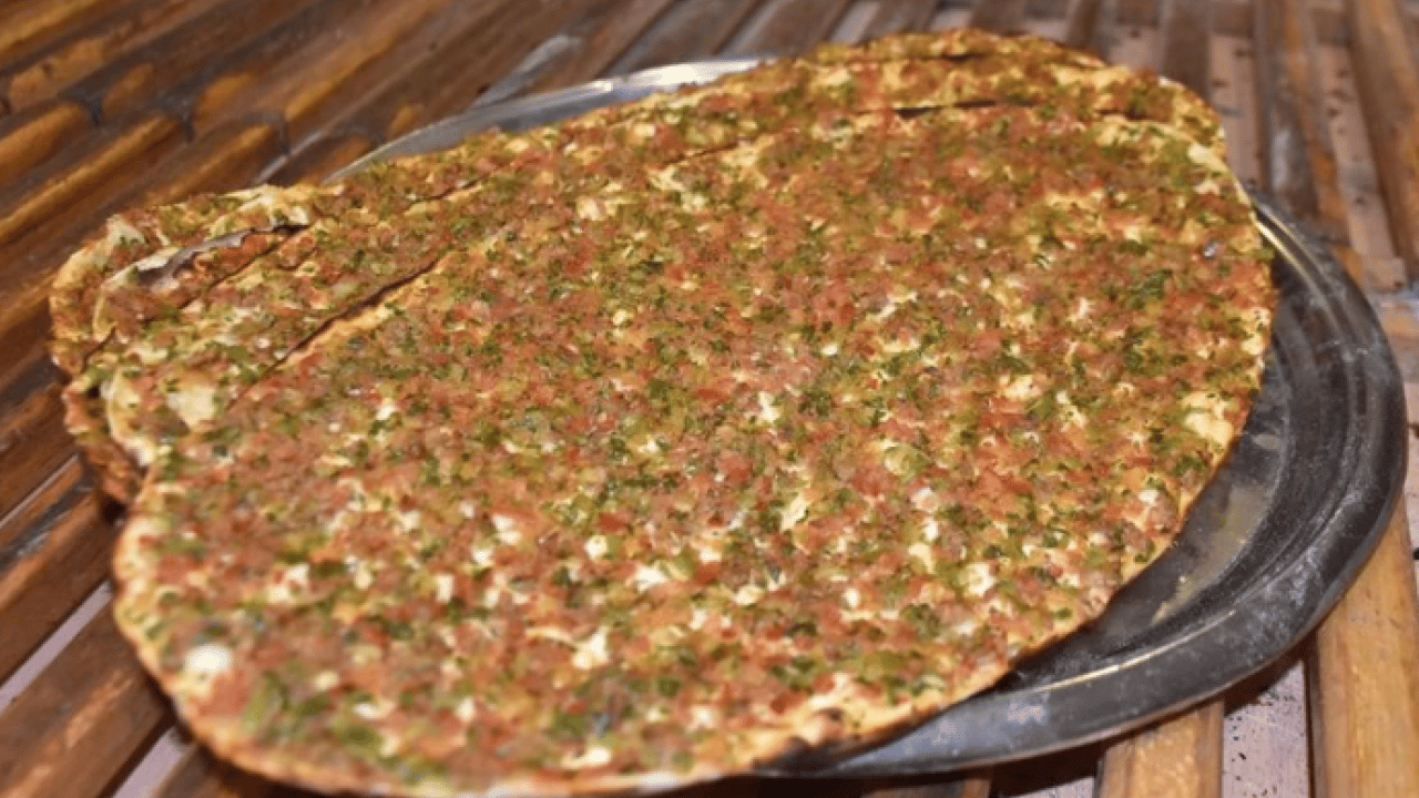 Foto - Fiyat artışı enflasyonun üzerinde! Lahmacun fiyatları kaç TL oldu?